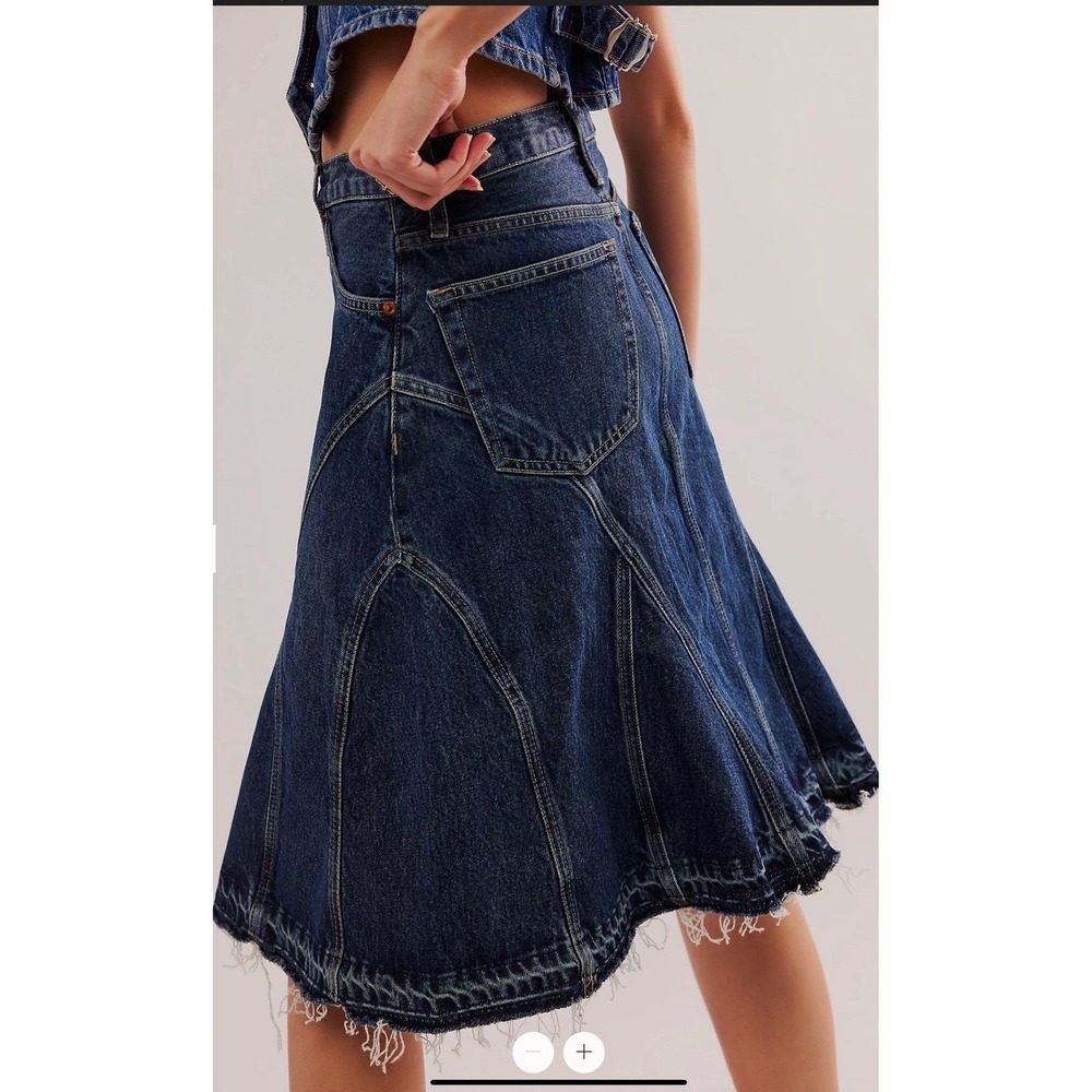 RE/DONE Engineered Seamed Skirt Whiskey‎ Indigo Denim Midi Raw Hem Size 26 (D)